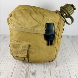 US Military Canteen Bladder with Cover 1972 Vietnam War Era